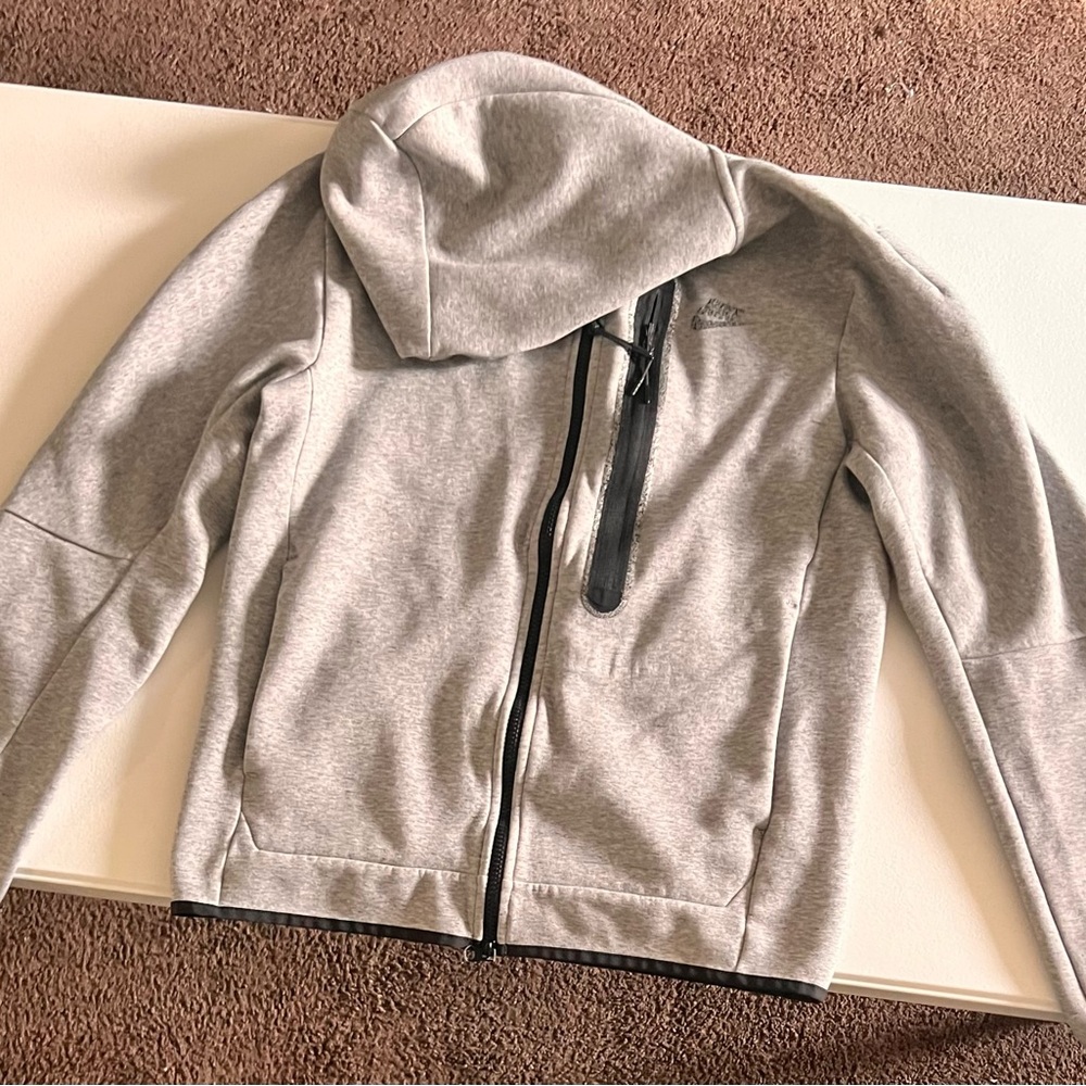 Nike Heather Gray Full-Zip Hoodie